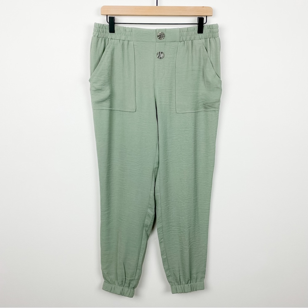 Soho Apparel Green Size Medium Pants